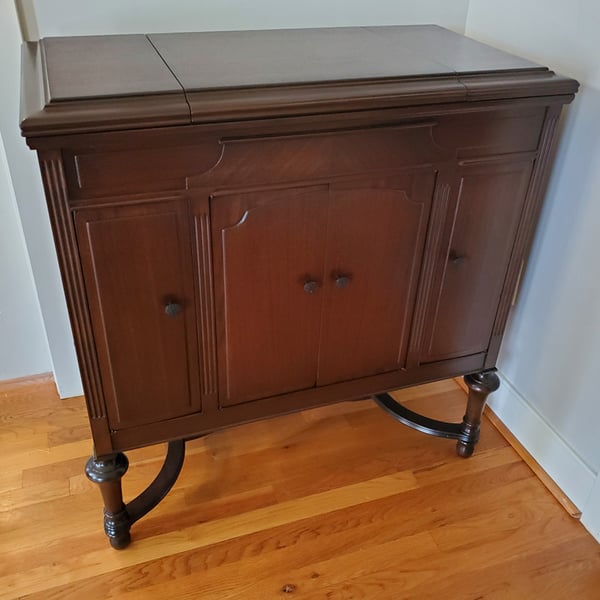 Antique Radio Repair & Restoration | Mumford Restoration